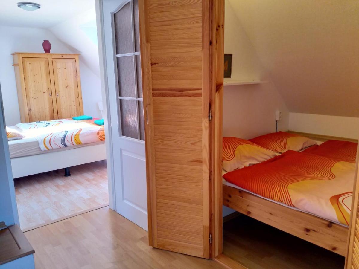 Camping & Guest House Pliskovice Mirovice Exteriör bild