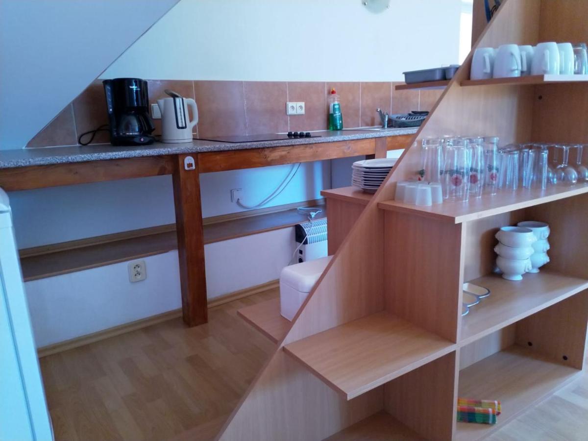 Camping & Guest House Pliskovice Mirovice Exteriör bild